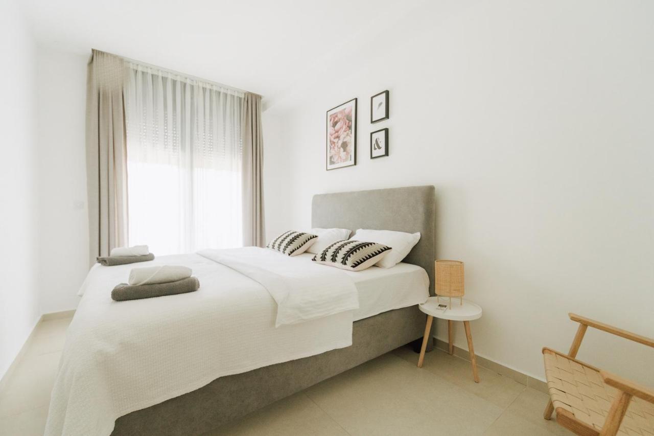 Boutique Apartment מוסטר מראה חיצוני תמונה
