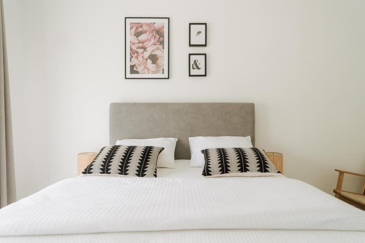 Boutique Apartment מוסטר מראה חיצוני תמונה