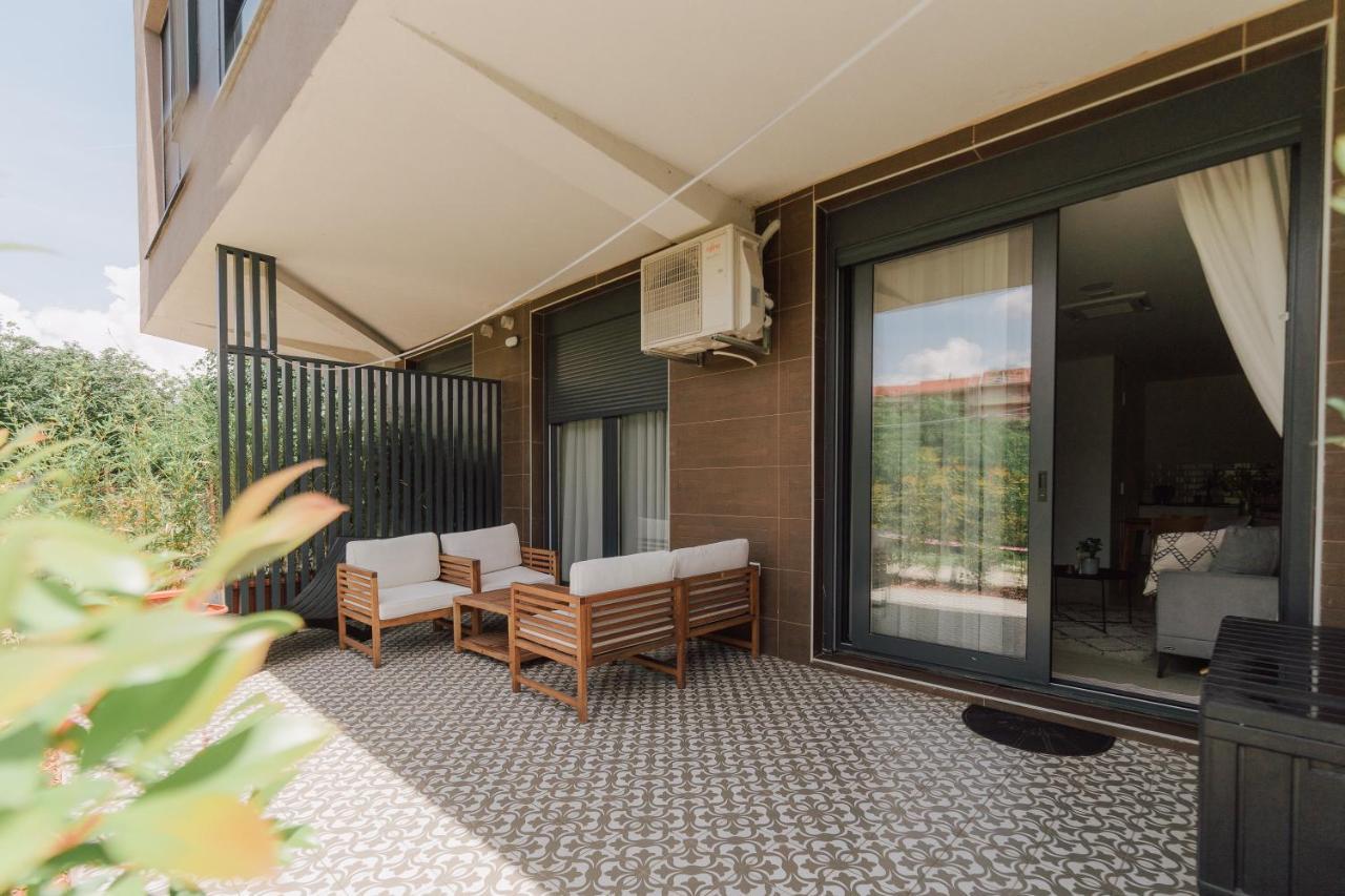 Boutique Apartment מוסטר מראה חיצוני תמונה