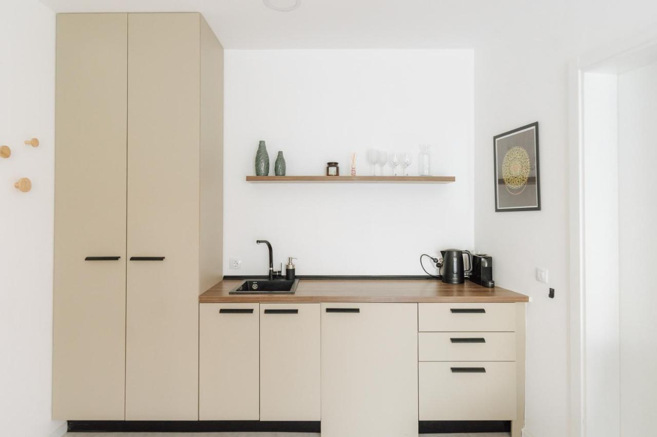 Boutique Apartment מוסטר מראה חיצוני תמונה