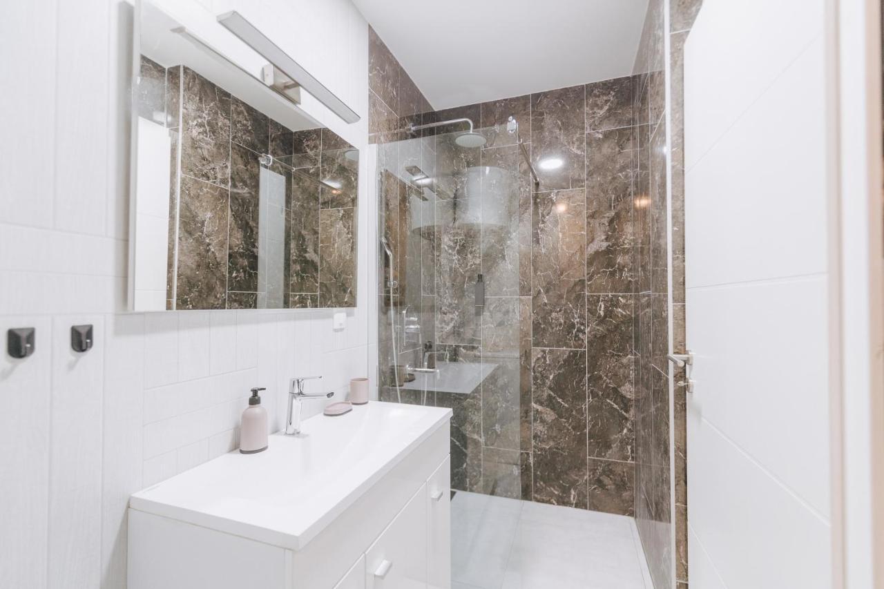Boutique Apartment מוסטר מראה חיצוני תמונה